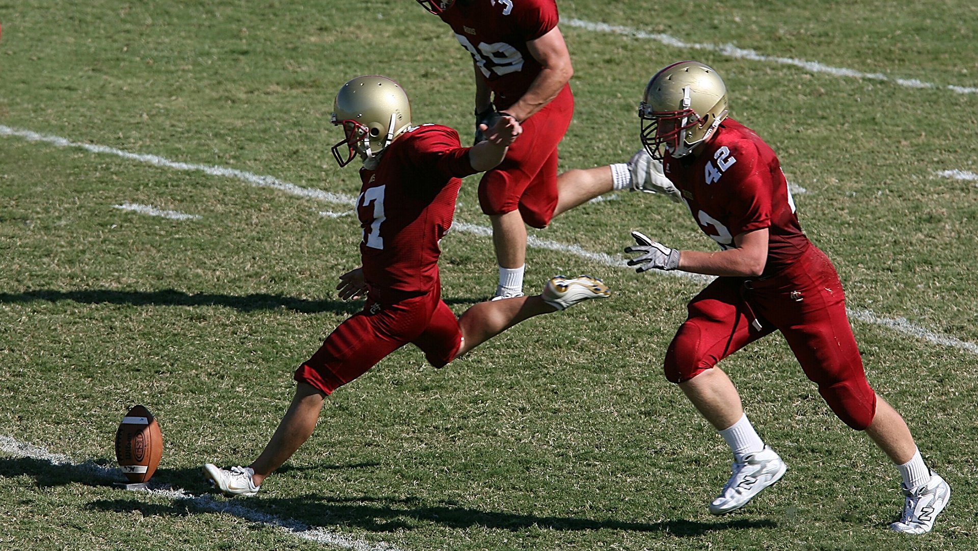 _开幕式盛况：多彩舞台点亮运动激情_，精彩开幕式